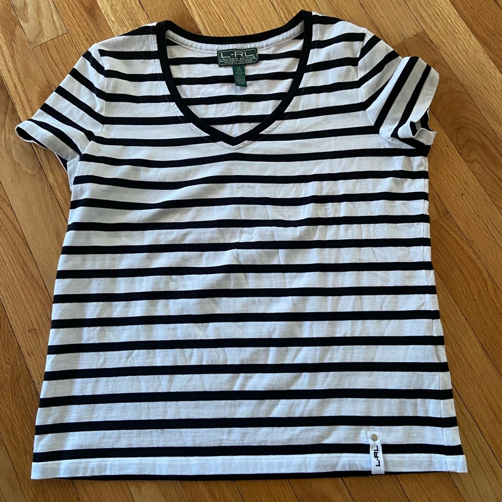 RALPH LAUREN Vintage Polo Striped V-Neck Tee, Black & White L-R-L tab hem active
